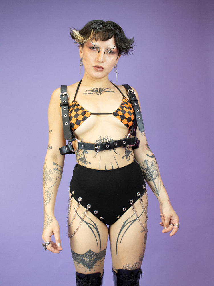 FUNK PLUS THICK BUCKLE HARNESS XH212 VEGAN STITCHED