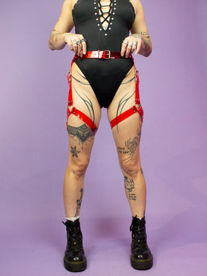 CLAW BERLIN DOUBLE LEG HARNESS RED