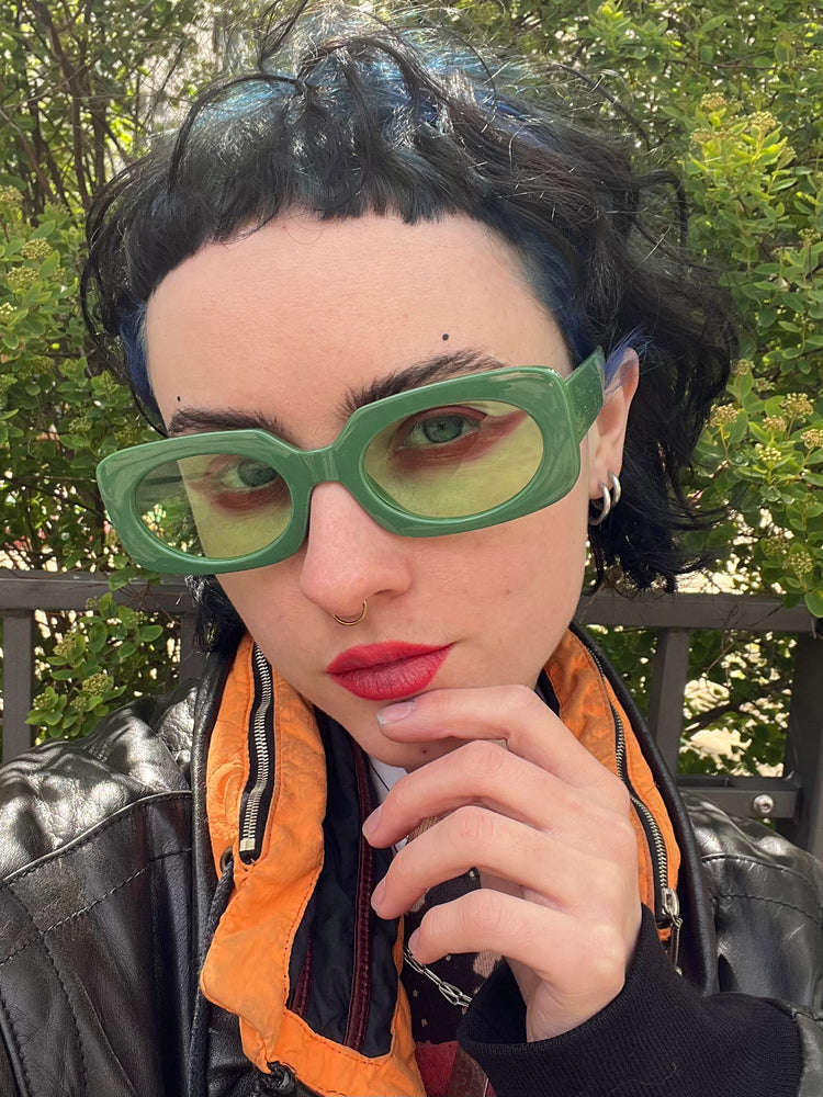 GREEN SUNGLASSES