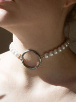 ELEPHANT EGG PEARL O RING CHOKER