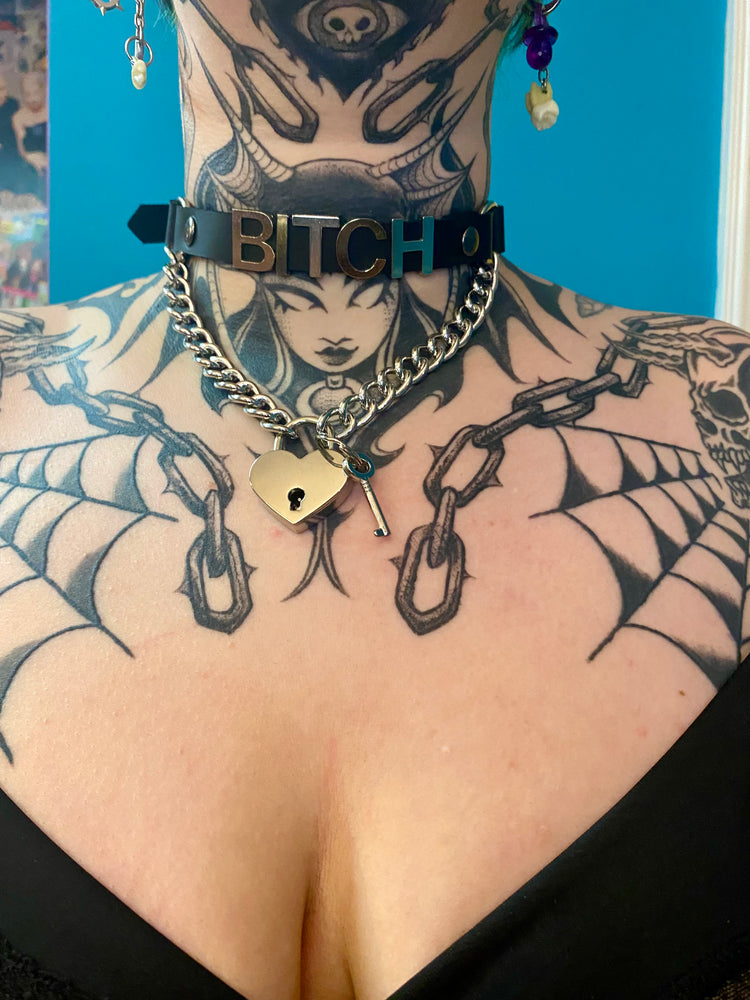FUNK PLUS BITCH CHOKER FCK348