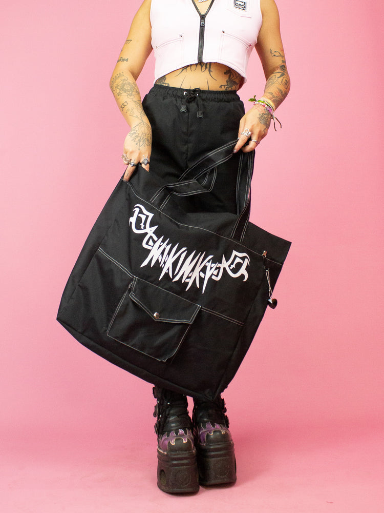 
            
                Load image into Gallery viewer, NIKINKY TRIVAL TOTE
            
        