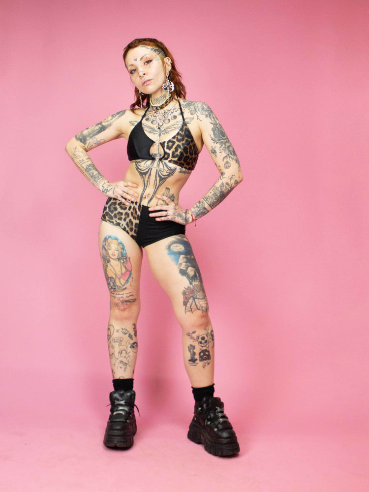 KAT MAUNZ SPLIT BIKINI TOP LEO LEFT