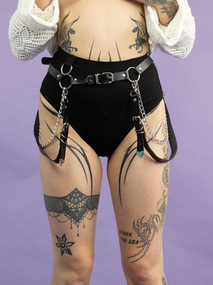 <transcy>EXIT CHAIN BELT</transcy>
