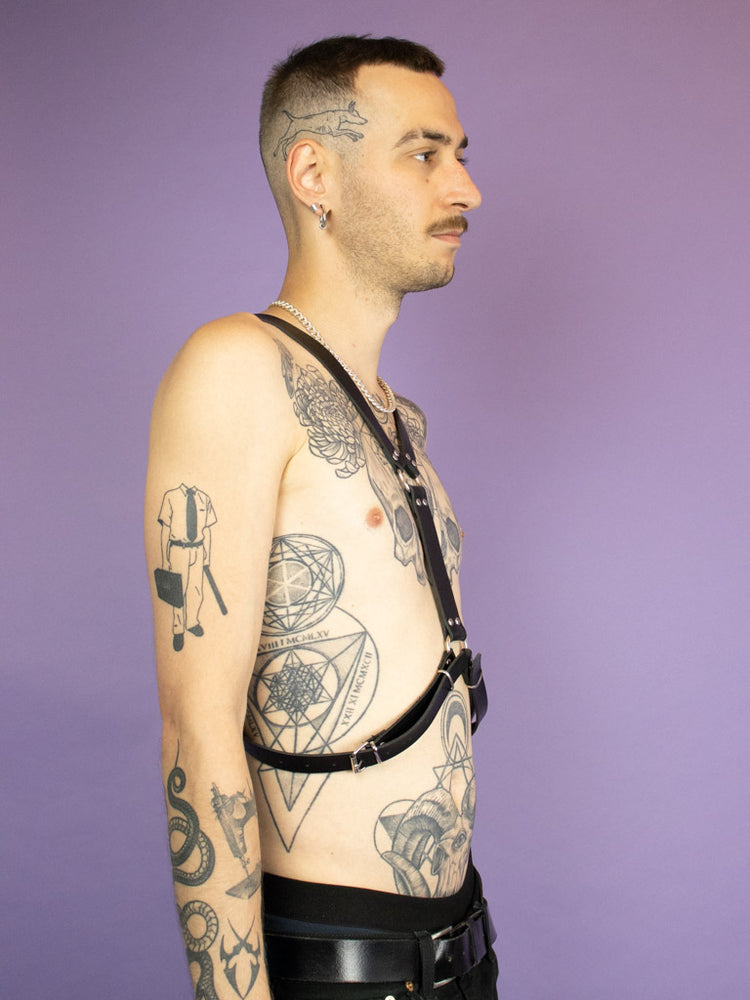 
            
                Load image into Gallery viewer, EXIT THICK T HARNESS NUMBER 29
            
        