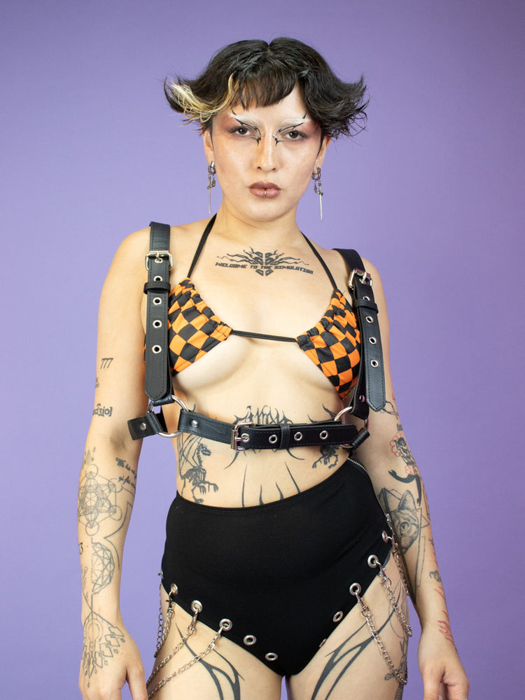 FUNK PLUS THICK BUCKLE HARNESS XH212 VEGAN STITCHED