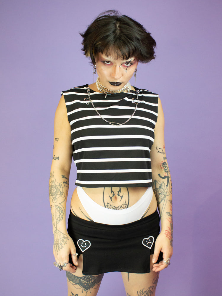 NIKINKY PUNKY TOP BLACK WHITE STRIPES