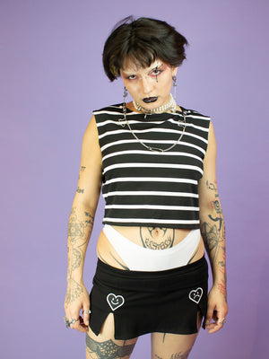 NIKINKY PUNKY TOP BLACK WHITE STRIPES