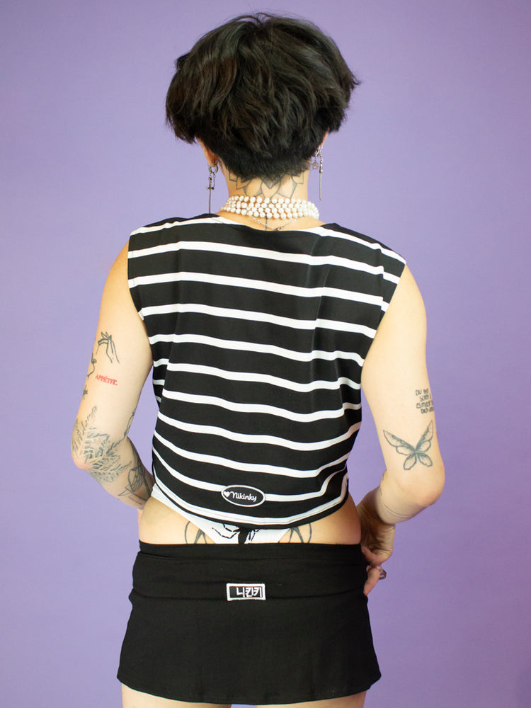 NIKINKY PUNKY TOP BLACK WHITE STRIPES