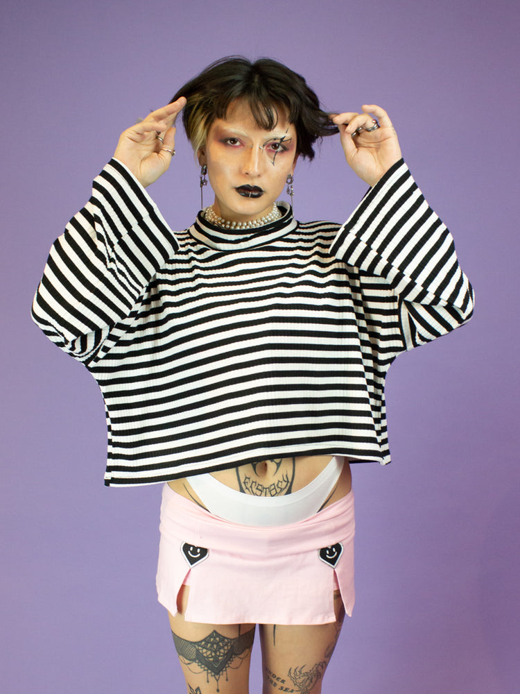 NIKINKY KAORU CROPTOP