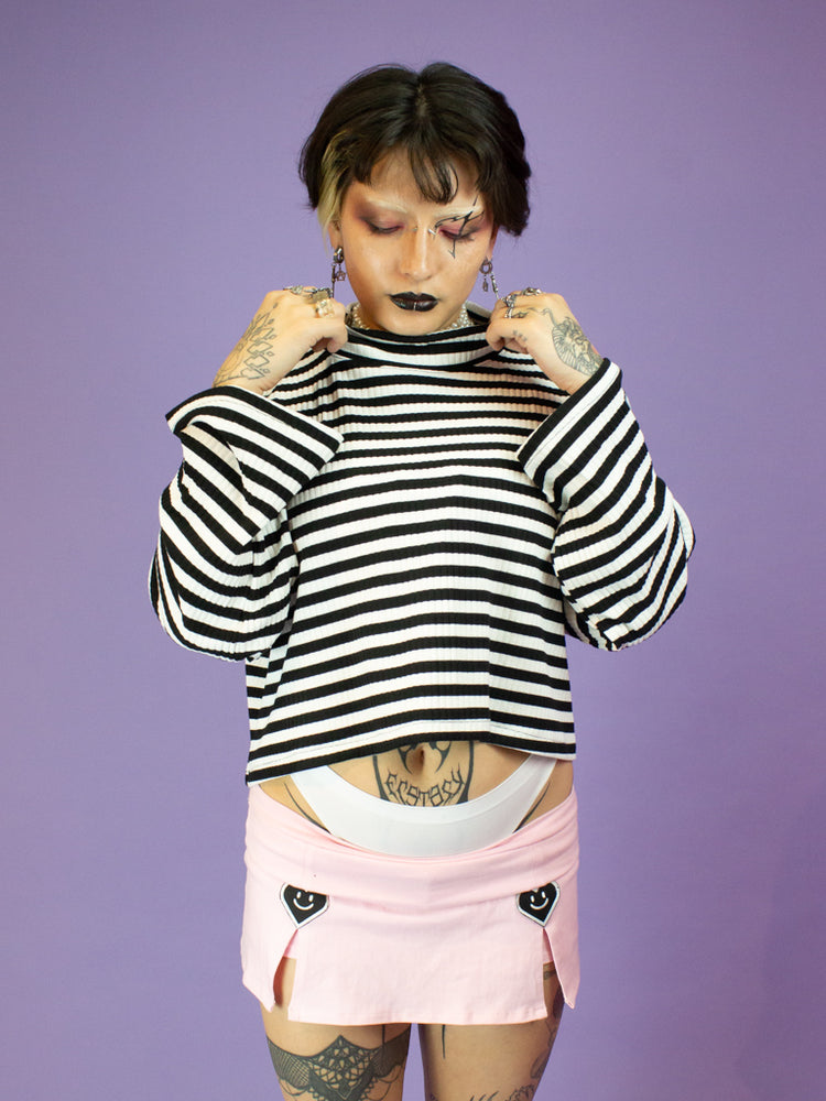 NIKINKY KAORU CROPTOP