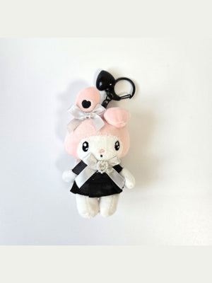 LIMITED - SANRIO BLACK HEART RIBBON PLUSH KEYRING