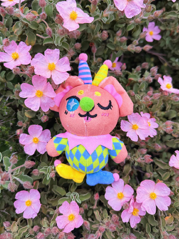 SO LAZO JESTER GOAT KEYCHAIN