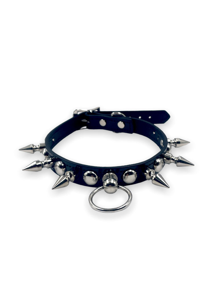 FUNK PLUS PATENT CHOKER WITH ROUND STUDS, SPIKES AND RING FCK446