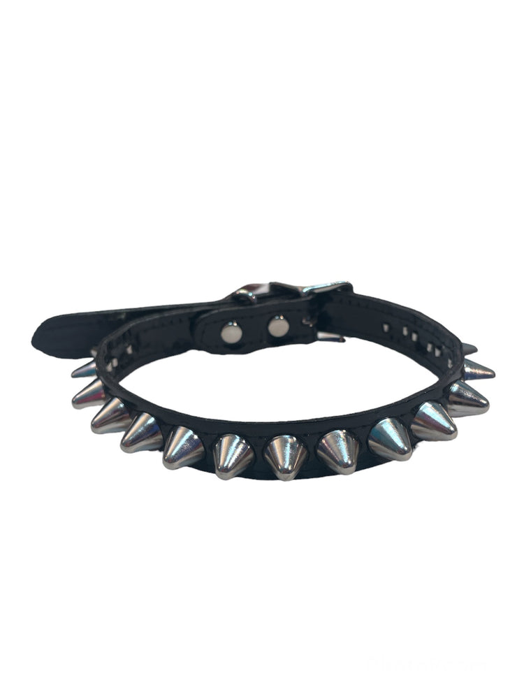 FUNK PLUS STUDDED PATENT CHOKER WITH ROUND STUDS FC121