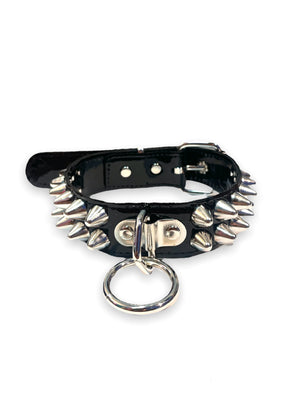 FUNK PLUS BIG PATENT CHOKER WITH RING AND STUDS FC173