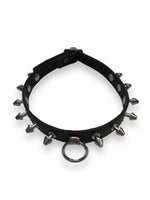 BLACK CHOKER WITH SPIKES AND RING
