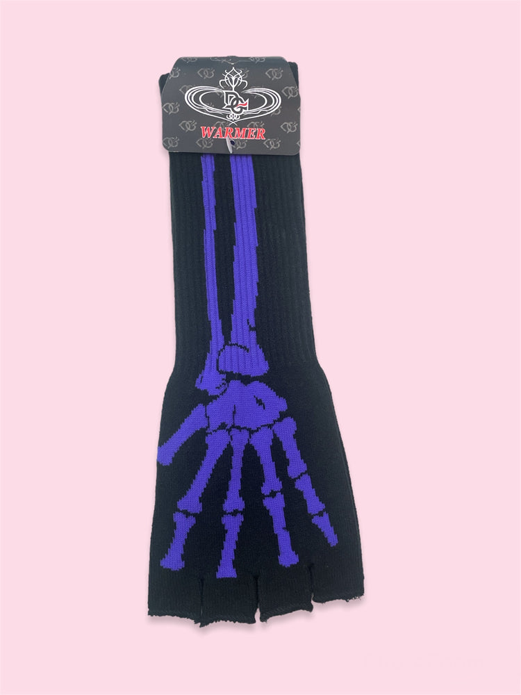 <transcy>DARK IN LOVE LACE ARM WARMERS</transcy>