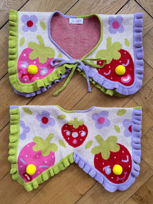 SO LAZO STRAWBERRY COLLAR