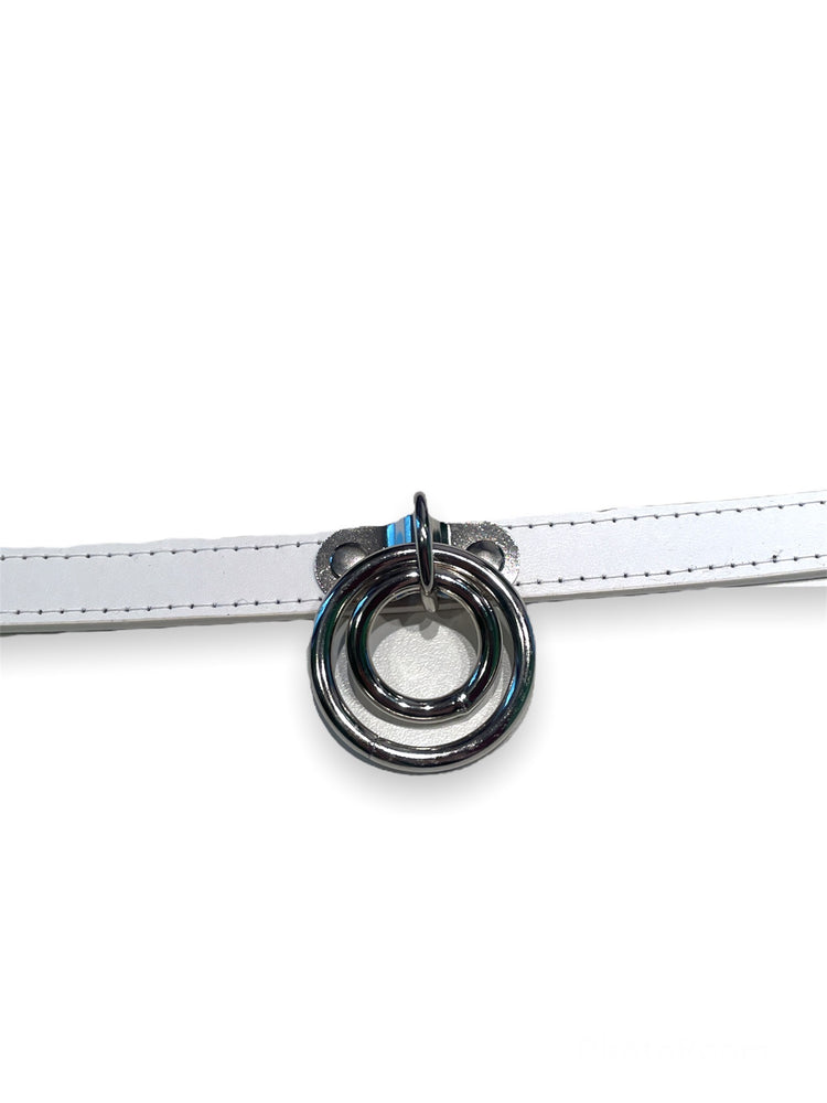 
            
                Load image into Gallery viewer, FUNK PLUS WHITE DOUBLE O RING CHOKER VEGAN FC264
            
        