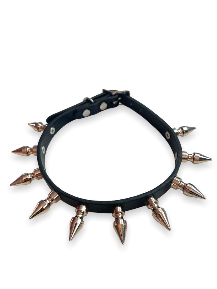 Giant spike choker discount