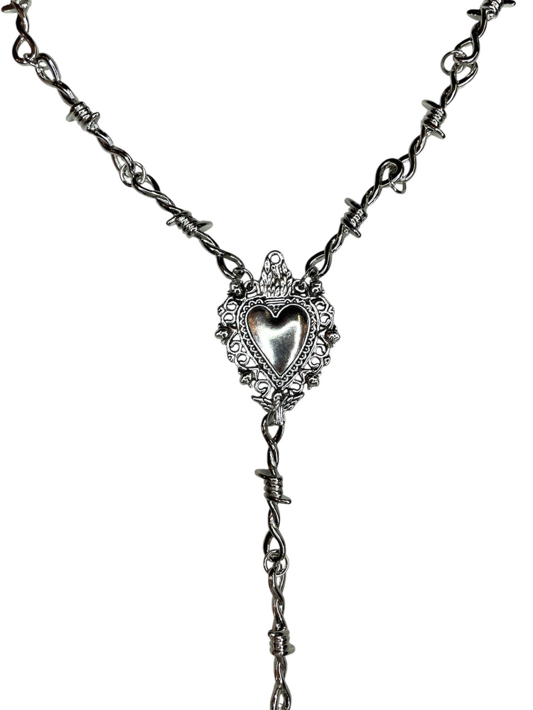 BARBWIRE HEART LONG NECKLACE