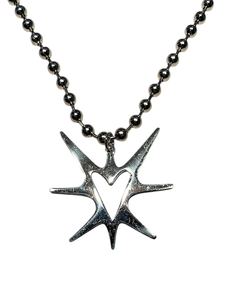 SILVER HEART SPIKE NECKLACE
