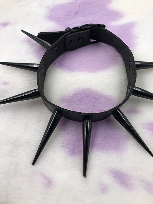 EXIT CHOKER LONG BLACK SPIKES