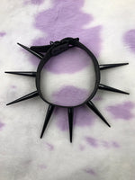 EXIT CHOKER LONG BLACK SPIKES