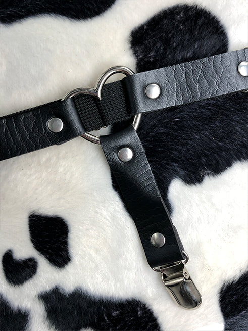 
            
                Load image into Gallery viewer, EXIT HEART BLACK LEG GARTER
            
        