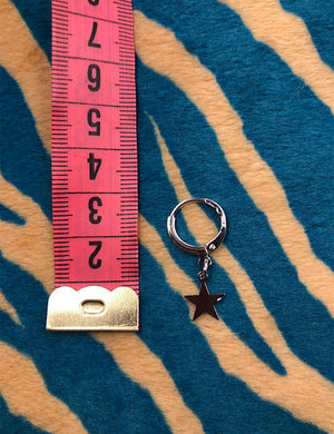 SMALL SILVER STAR EARRING
