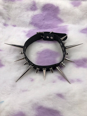 EXIT CHOKER DIFFERENT LONG SPIKES BLACK