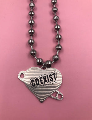 Coexist Pin COEXIST GLITTER HEART SAFETY PIN NECKLACE – Coexist Berlin