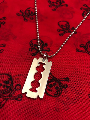 RAZOR BLADE NECKLACE SMALL