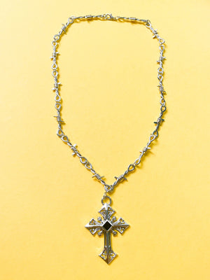 BARBWIRE CROSS NECKLACE
