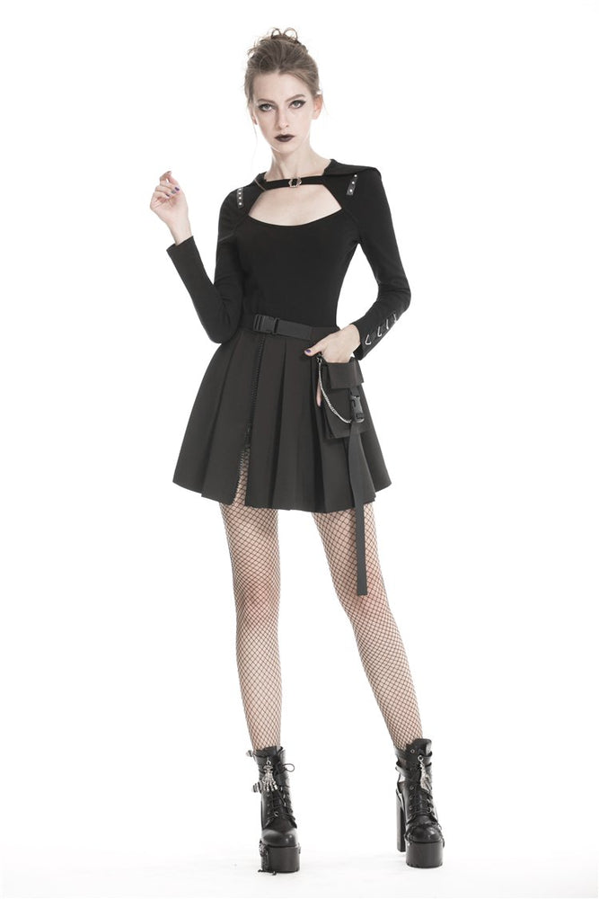 <transcy>DARK IN LOVE PLEATED SKIRT WITH BAG BLACK</transcy>