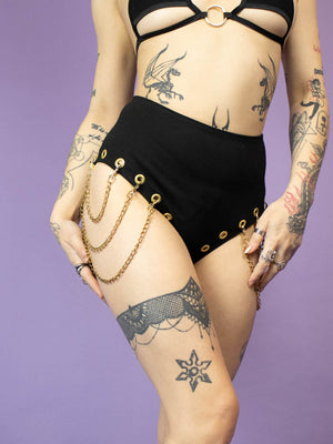 
            
                Load image into Gallery viewer, INDYANNA EYELET SHORTS GOLD
            
        