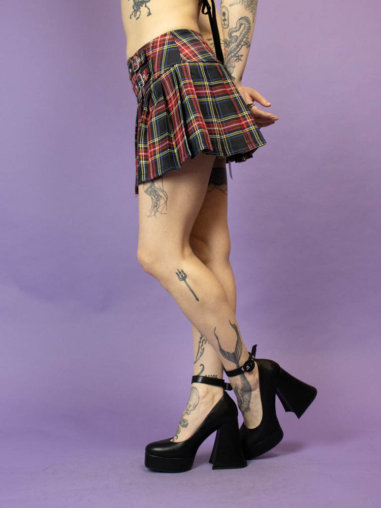 
            
                Load image into Gallery viewer, BANNED BLACK RED TARTAN SKIRT 216
            
        