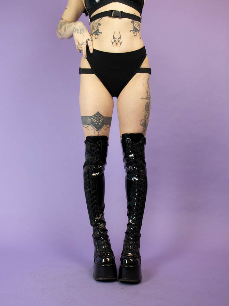 
            
                Load image into Gallery viewer, INDYANNA SIDE CLIP PANTS
            
        