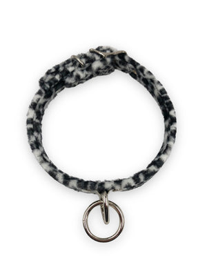 FUNK PLUS SNOW LEOPARD RING CHOKER