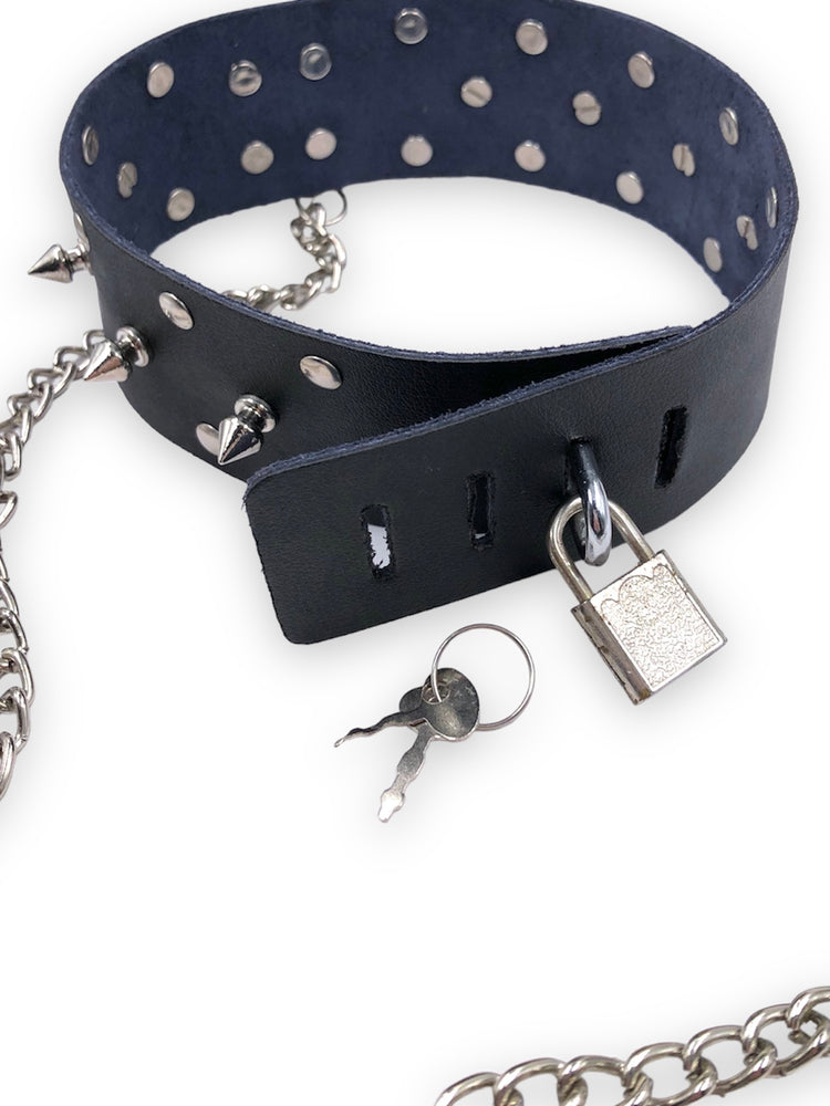 
            
                Load image into Gallery viewer, BLACK CHOKER WITH SPIKES AND CHAIN LEASH
            
        