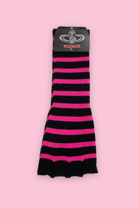 <transcy>DARK IN LOVE LACE ARM WARMERS</transcy>