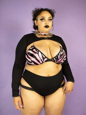 INDYANNA BLACK SHRUG PLUS SIZE